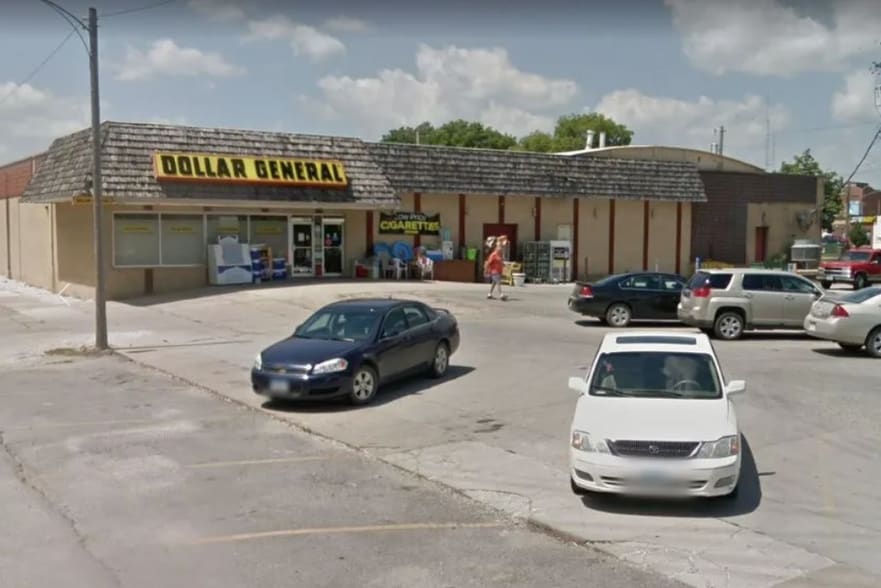 814 Superior St, Webster City, IA for lease - Building Photo - Image 1 of 2