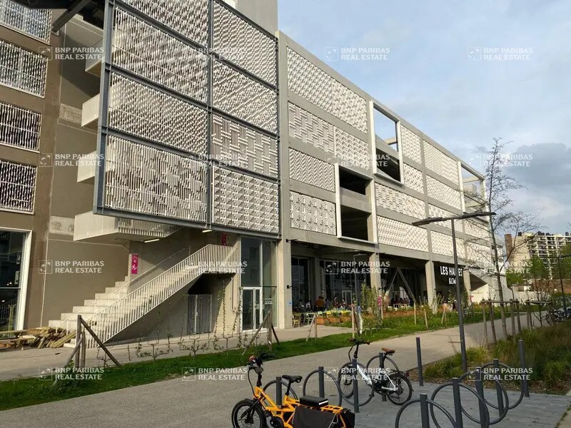 132 Allée Des Mannequins, Villeneuve-d'Ascq à louer Photo du bâtiment- Image 1 de 16