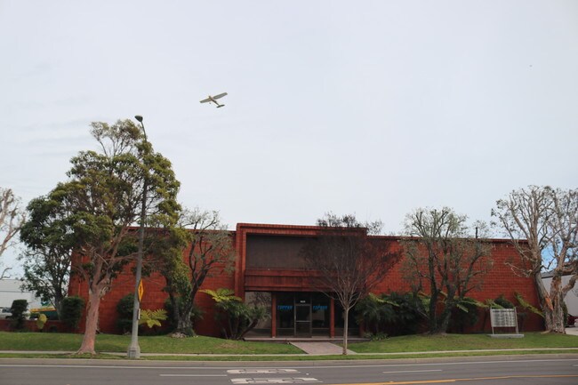 More details for 23880-23898 Madison St, Torrance, CA - Industrial for Lease