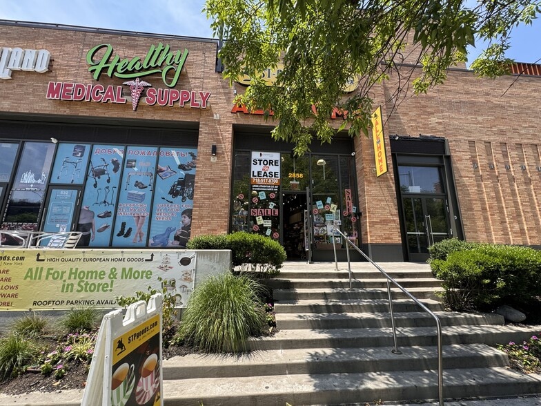 2858 W 5th St, Brooklyn, NY for lease - Building Photo - Image 2 of 6