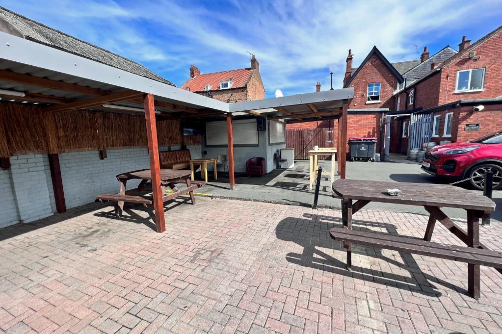 Silver St, Doncaster à vendre Autre- Image 1 de 17