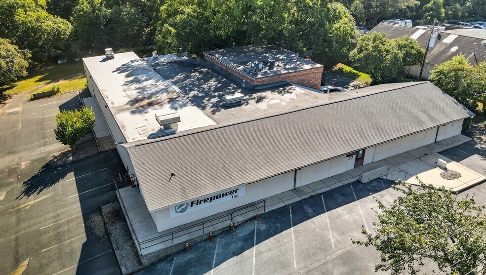 1200 Industrial Dr, Matthews, NC à vendre - Photo principale - Image 1 de 9