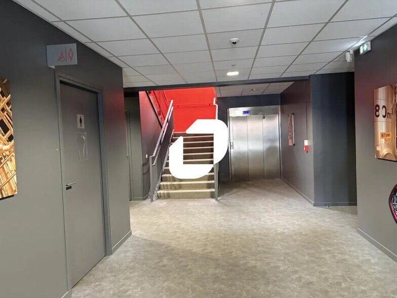 Boulevard De Tournai, Lezennes à louer - Hall d’entrée - Image 2 de 15