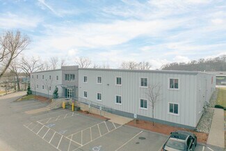 Plus de détails pour 66 Holton St, Woburn, MA - Industriel à louer