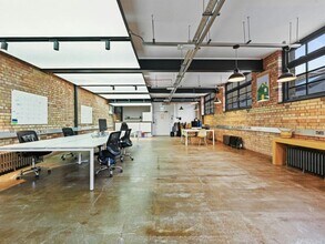 99 Wallis Rd, London for lease Interior Photo- Image 2 of 11