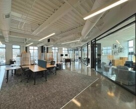 1942 E 7th St, Charlotte, NC à louer Photo intérieure- Image 1 de 6