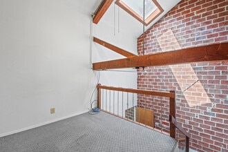 7320-7326 SE Milwaukie Ave, Portland, OR à louer Photo intérieure- Image 1 de 11