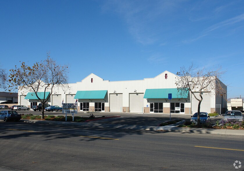 327 E Oak St, Santa Maria, CA for lease - Primary Photo - Image 3 of 6