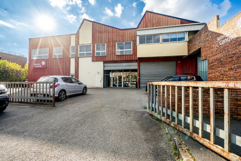 Flex dans Noisiel à louer - Photo du bâtiment - Image 1 de 6