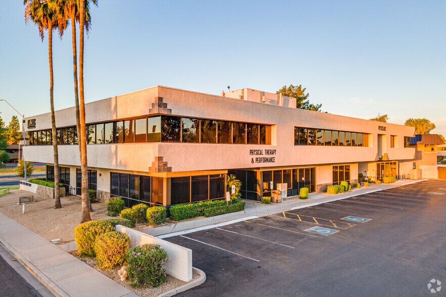 8630 E Via de Ventura, Scottsdale, AZ à louer - Photo principale - Image 1 de 7