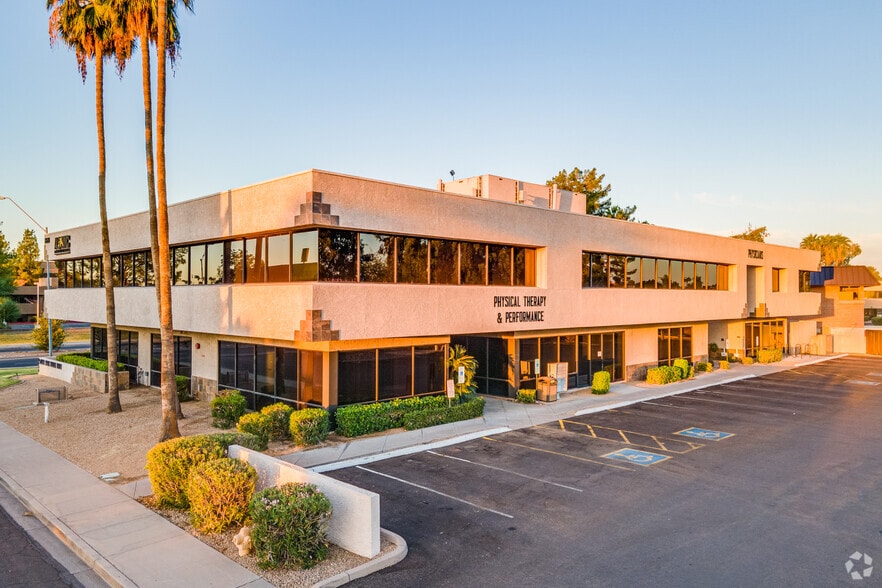 8630 E Via de Ventura, Scottsdale, AZ for lease - Primary Photo - Image 1 of 7