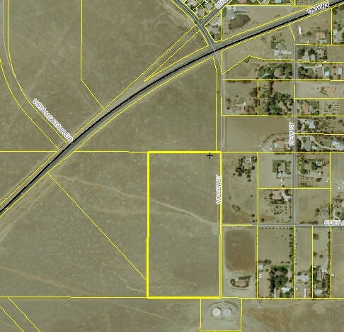 5100 Valley St, Bakersfield, CA à vendre - Aérien - Image 2 de 9