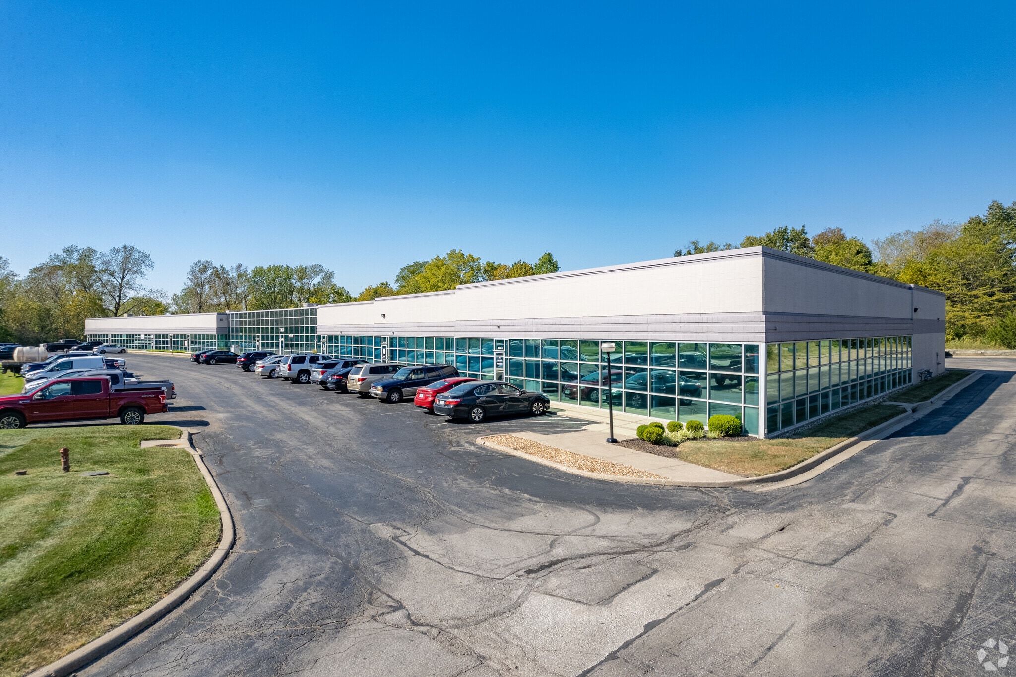 7810-7900 NW 100th St, Kansas City, MO à louer Photo principale- Image 1 de 24