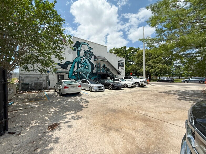 1235 N Orange Ave, Orlando, FL à vendre - Photo du bâtiment - Image 3 de 20