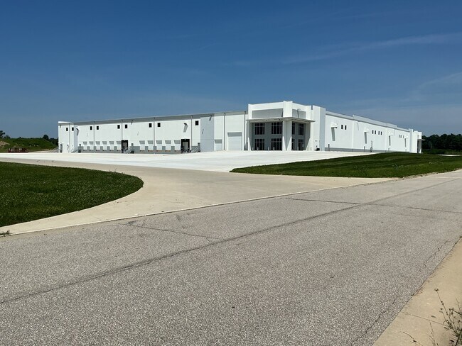 More details for 1900 Airport West Rd, Mansfield, OH - Industrial for Lease