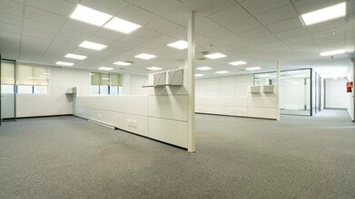 Office in Alcobendas, Madrid for lease Interior Photo- Image 1 of 19