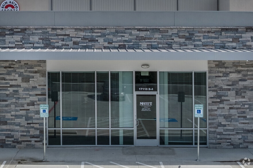 17110 House Hahl Rd, Cypress, TX à louer - Photo du bâtiment - Image 3 de 4