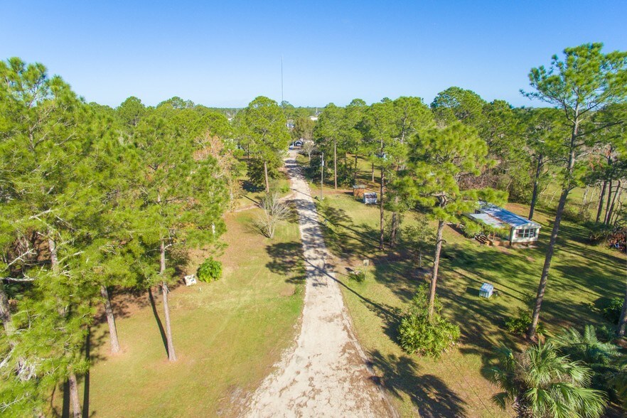 1211 Cypress Rd, Saint Augustine, FL à vendre - Photo du bâtiment - Image 3 de 54