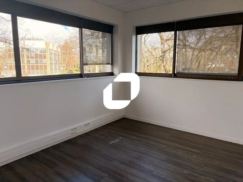 Office in Mérignac for lease - Interior Photo - Image 3 of 7