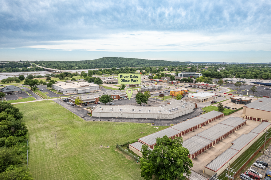 1422 E 71st St, Tulsa, OK à louer - Photo du bâtiment - Image 1 de 6