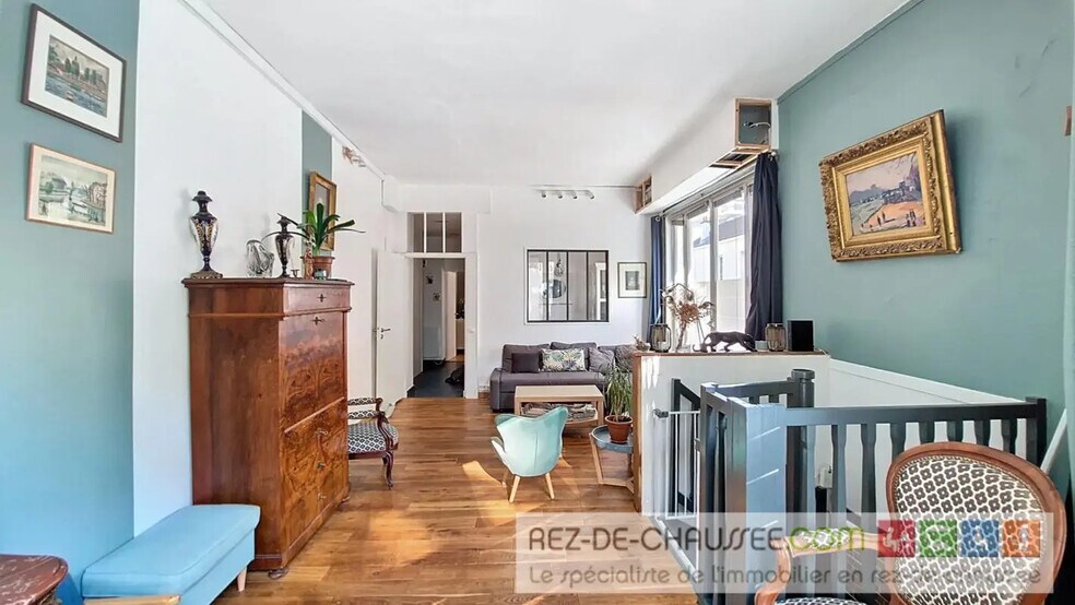 Office in Paris for sale - Interior Photo - Image 2 of 14