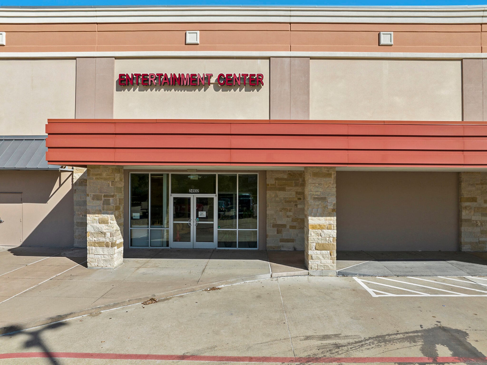 24936-24952 Katy Fwy, Katy, TX for lease Building Photo- Image 1 of 20
