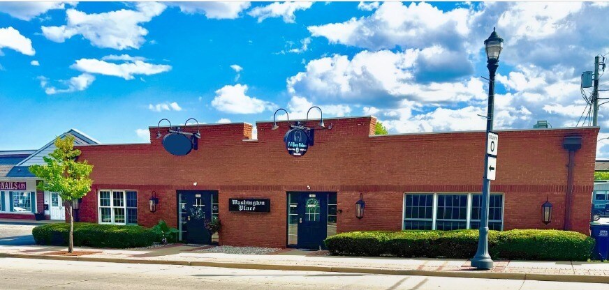 1003-1005 Washington St, Grafton, WI à louer - Photo du bâtiment - Image 1 de 11