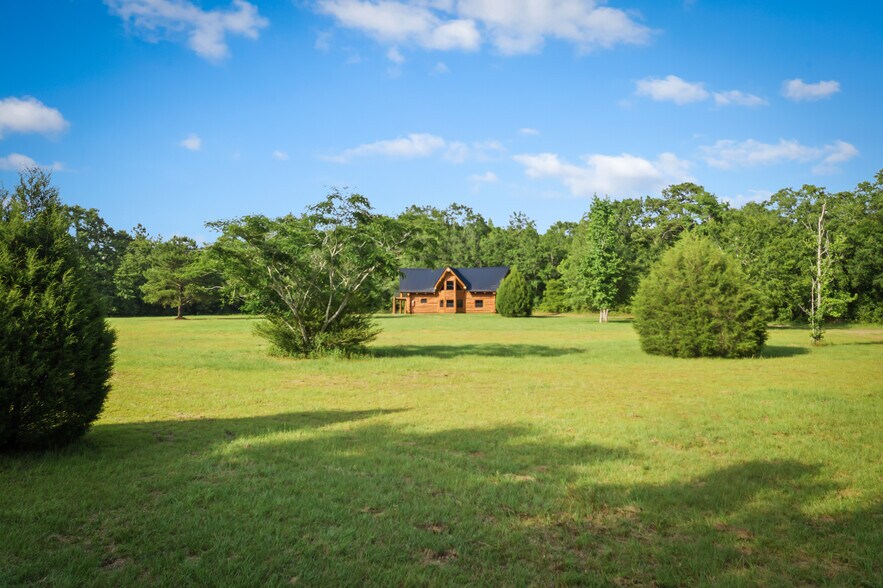 1031 Brown Rd, Graceville, FL à vendre - Photo du bâtiment - Image 1 de 13