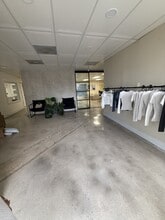 8880 NW 20th St, Doral, FL à louer Photo intérieure- Image 1 de 10