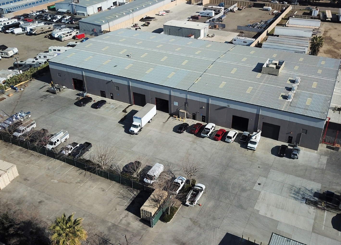 503-523 W Larch Rd, Tracy, CA for lease Primary Photo- Image 1 of 4