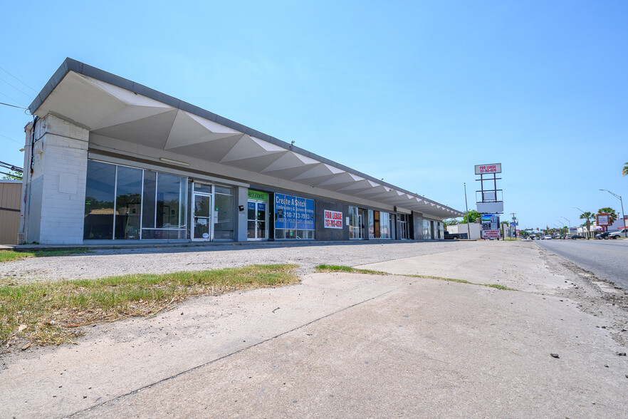 1613 Fredericksburg Rd, San Antonio, TX for lease - Primary Photo - Image 1 of 9