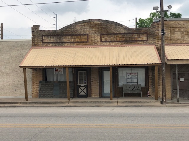 9009 Main St, Needville, TX à vendre - Photo du bâtiment - Image 1 de 1