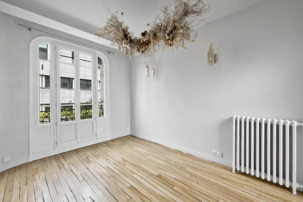 6 Avenue De Vorges, Vincennes for lease Interior Photo- Image 1 of 23