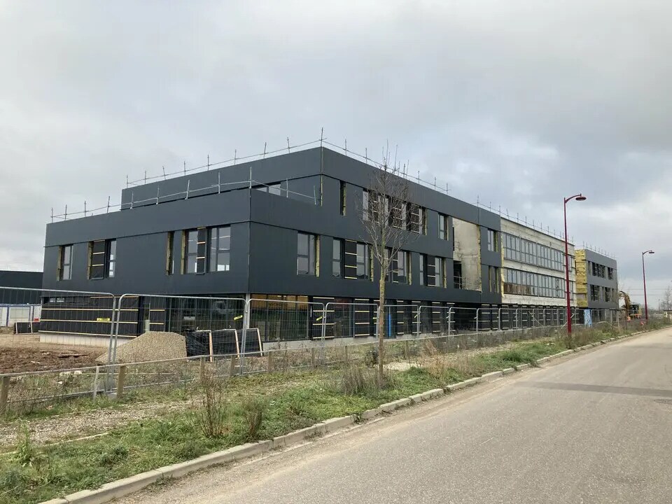 Bureau dans Holtzheim à louer Photo du bâtiment- Image 1 de 4