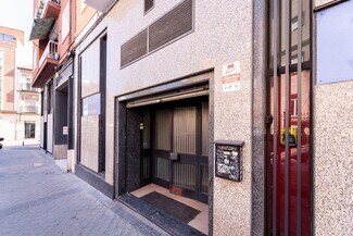 Plus de détails pour Multi-résidentiel à vendre