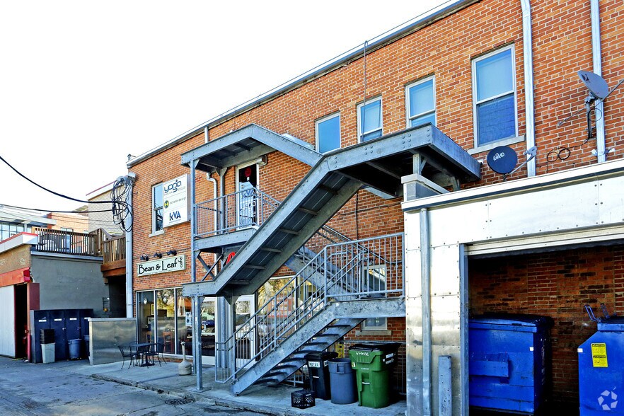 106-110 S Main St, Royal Oak, MI à louer - Photo du bâtiment - Image 2 de 12