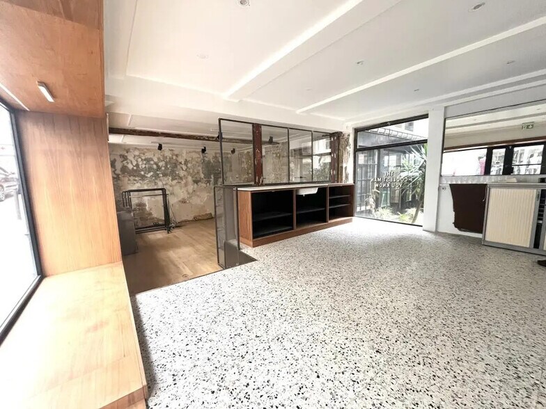 Bureau dans Paris à vendre - Photo du bâtiment - Image 3 de 4