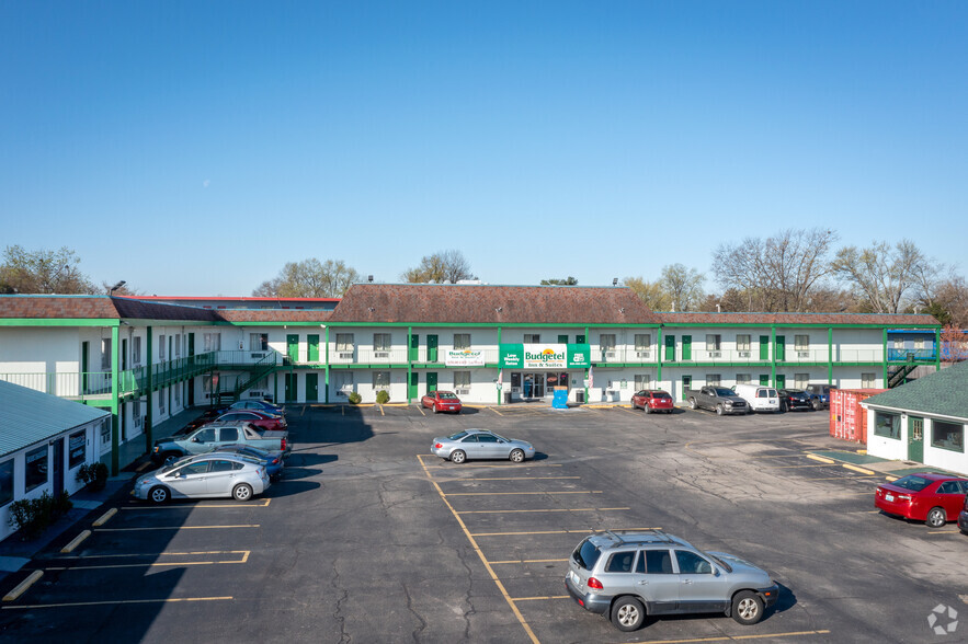 3304 Bardstown Rd, Louisville, KY for sale - Primary Photo - Image 1 of 1