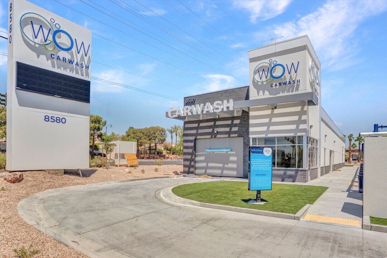 8580 W Desert Inn Rd, Las Vegas, NV à vendre Photo principale- Image 1 de 1