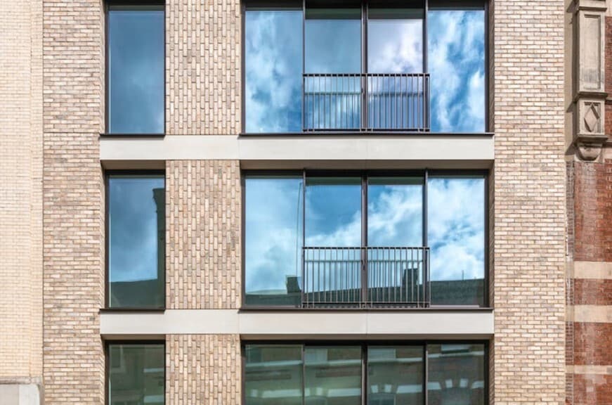 18 Wells St, Londres à louer Photo du bâtiment- Image 1 de 3