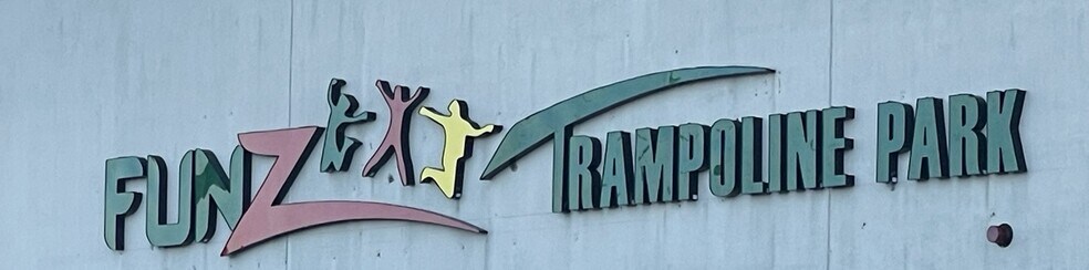 846 N Main St, Brockton, MA à louer - Photo du bâtiment - Image 1 de 7