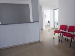 Carretera Cardona, Manresa, Barcelona for lease Interior Photo- Image 1 of 6