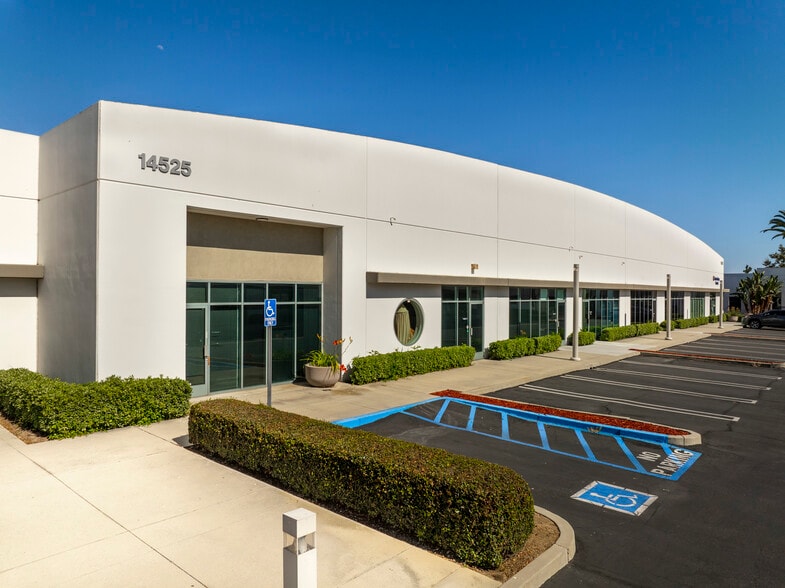 12800-12900 Garden Grove Blvd, Garden Grove, CA for sale - Building Photo - Image 3 of 3