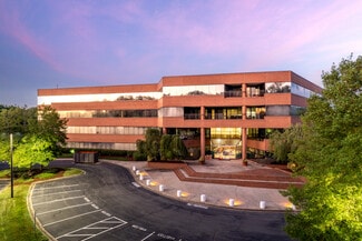 More details for 4944 Parkway Plaza Blvd, Charlotte, NC - Office for Lease