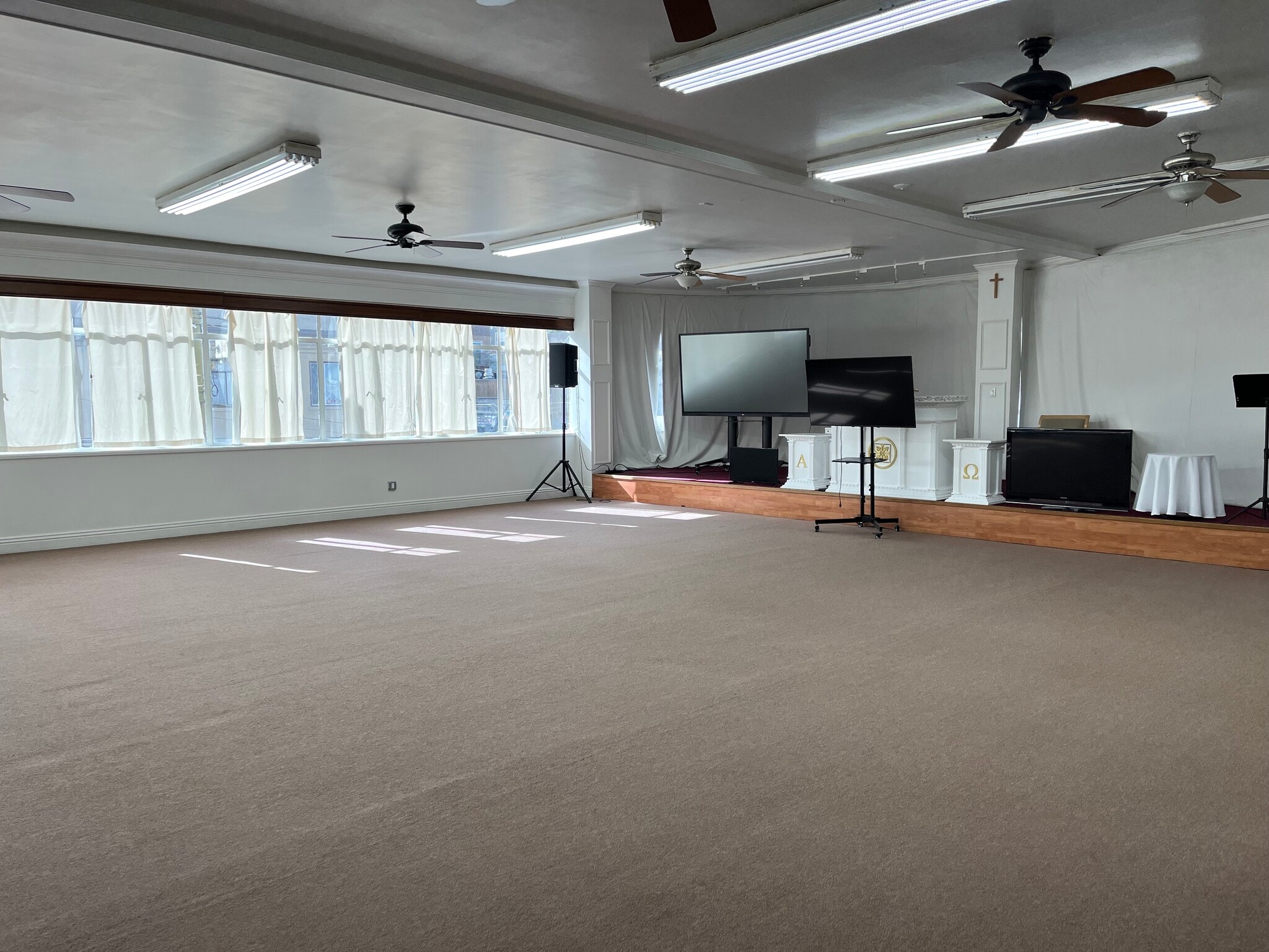 4680-4690 Mission St, San Francisco, CA à louer Photo intérieure- Image 1 de 9