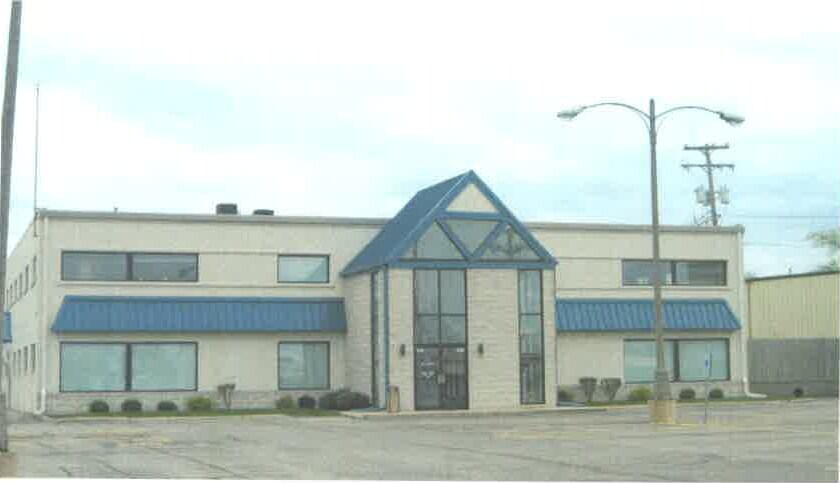 1014 W Pioneer Pky, Peoria, IL à louer Photo du bâtiment- Image 1 de 5