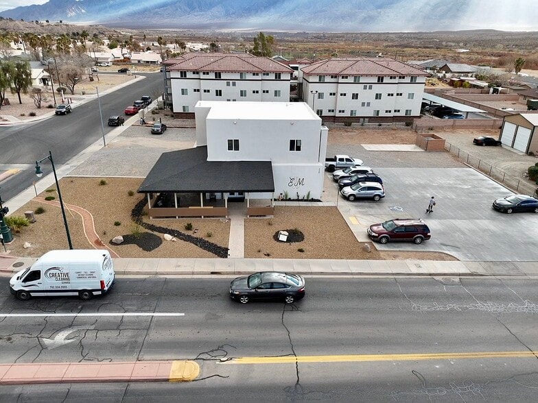 220 E Mesquite Blvd, Mesquite, NV for lease - Primary Photo - Image 1 of 4