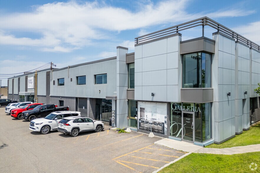 7089-7111 Rte Transcanadienne, Montréal, QC à louer - Photo du bâtiment - Image 2 de 3