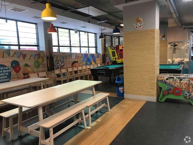 Bureau dans San Sebastián de los Reyes, Madrid à vendre - Photo du bâtiment - Image 3 de 8