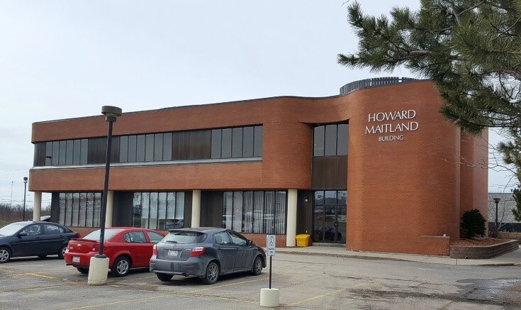 780 Midpark Dr, Kingston, ON à vendre Photo principale- Image 1 de 1